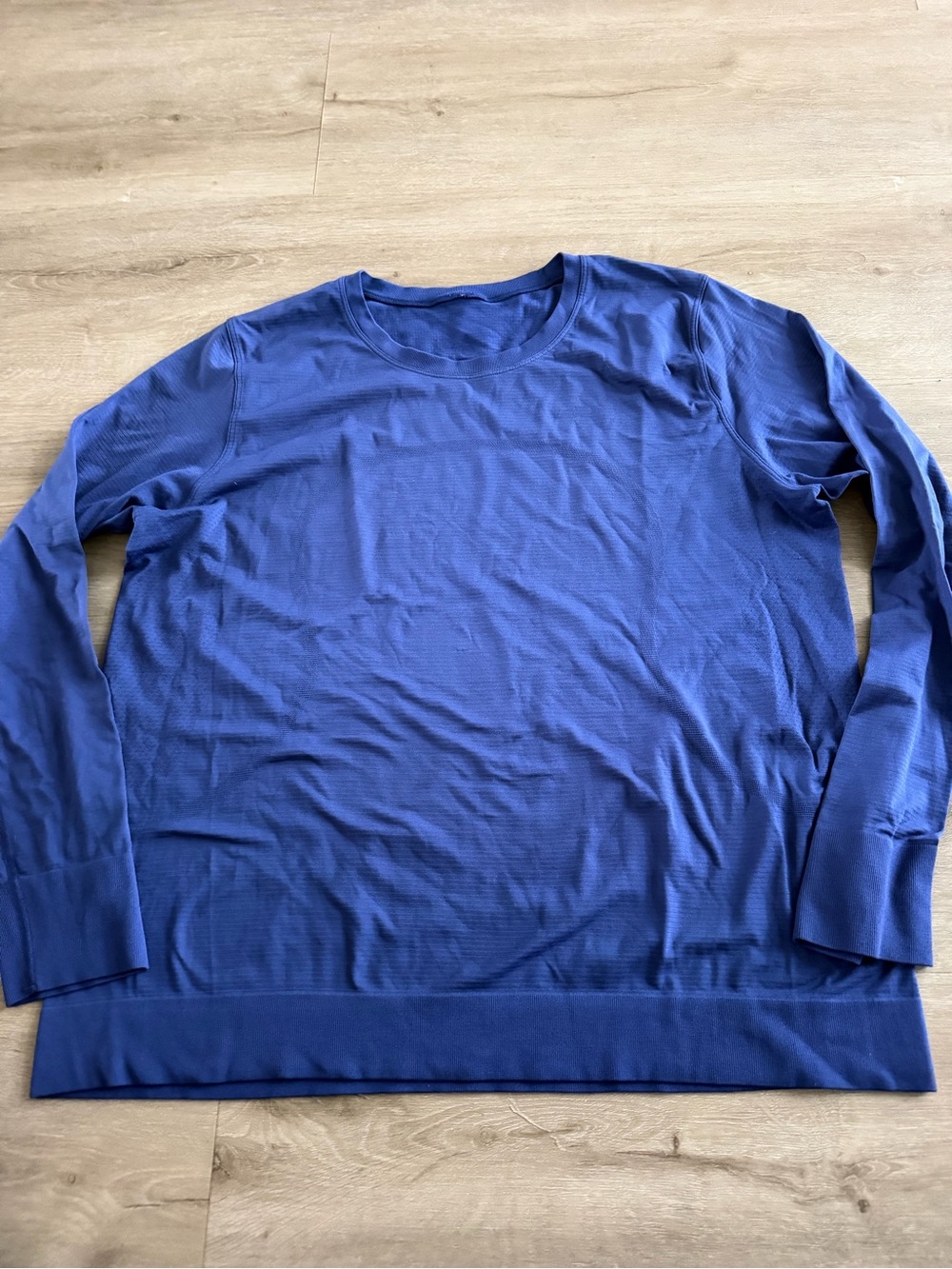 Lululemon Swiftly Breathe Relaxed Fit Long Sleeve Blue Size 14